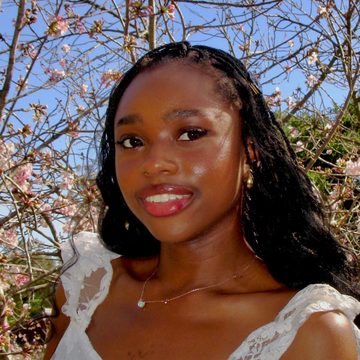 Tosin, founder of Designs by Tosin